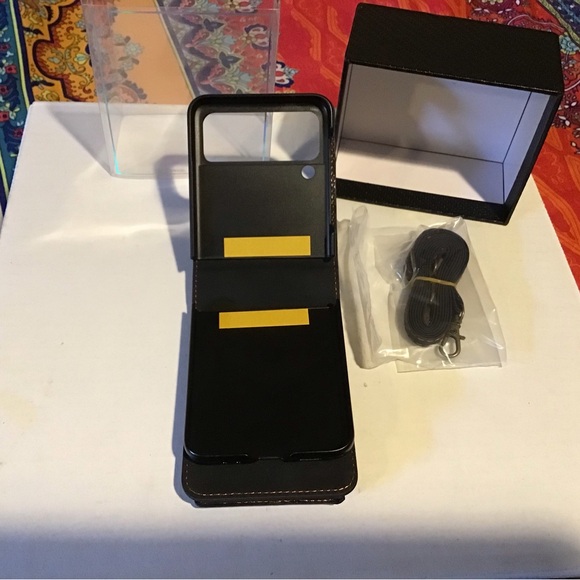 NWOT  Samsung flip Z3 wallet phone case. - Picture 3 of 4